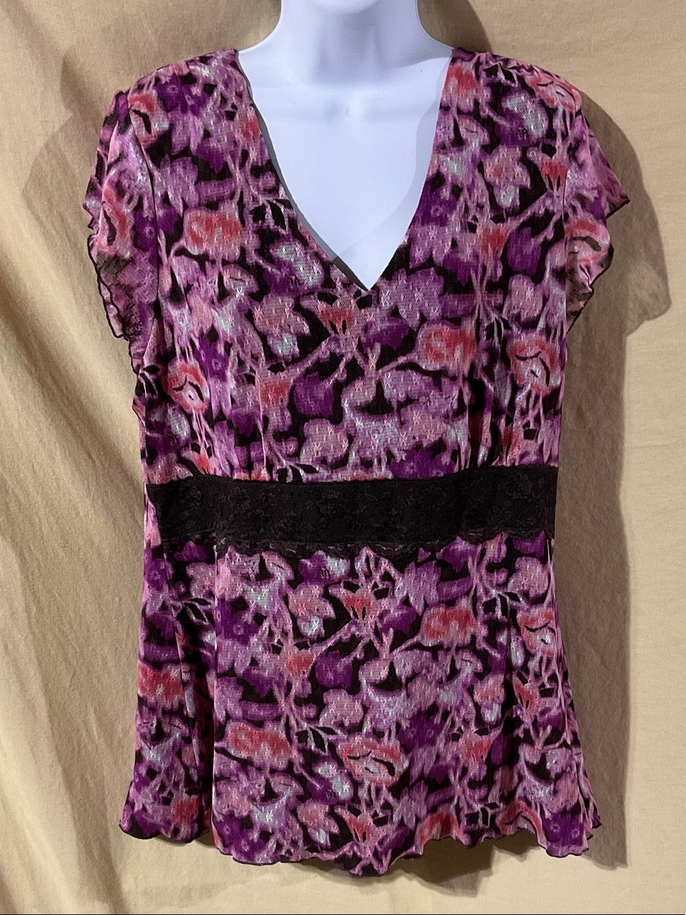 Style & Co. Size XL Purple Floral V-Neck Blouse with Black Lace Waist